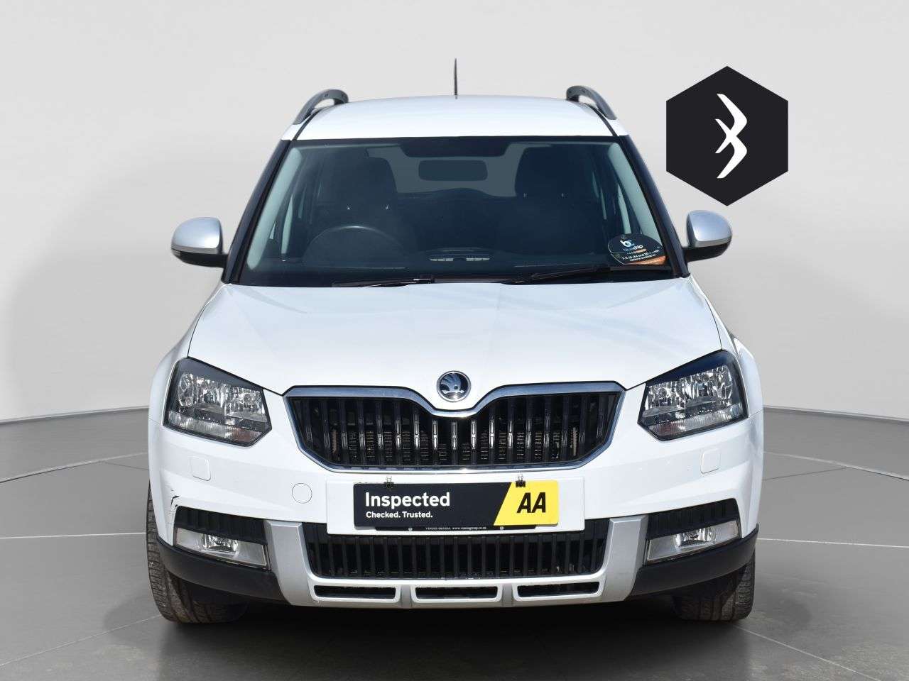 A 2016 SKODA YETI 1.2 TSI SE Outdoor 5dr Petrol DSG Euro 6 (s/s) (110 ps) ***128 AA CHECK*** A 2016 SKODA YETI 1.2 TSI SE Outdoor 5dr Petrol DSG Euro 6 (s/s) (110 ps) ***128 AA CHECK***