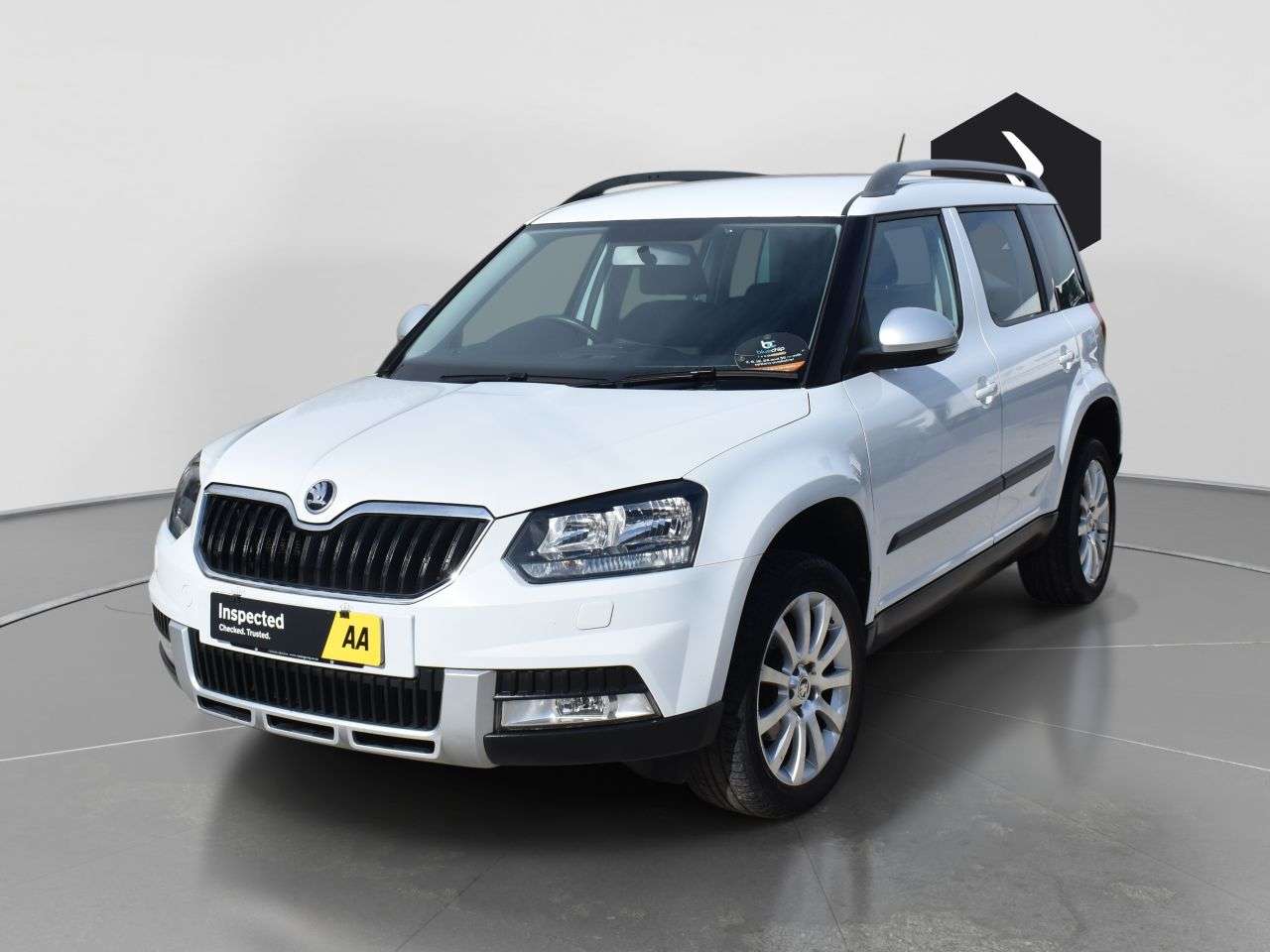 A 2016 SKODA YETI 1.2 TSI SE Outdoor 5dr Petrol DSG Euro 6 (s/s) (110 ps) ***128 AA CHECK*** A 2016 SKODA YETI 1.2 TSI SE Outdoor 5dr Petrol DSG Euro 6 (s/s) (110 ps) ***128 AA CHECK***