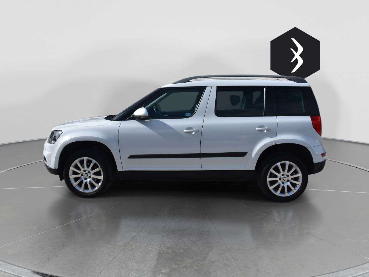 A 2016 SKODA YETI 1.2 TSI SE Outdoor 5dr Petrol DSG Euro 6 (s/s) (110 ps) ***128 AA CHECK*** A 2016 SKODA YETI 1.2 TSI SE Outdoor 5dr Petrol DSG Euro 6 (s/s) (110 ps) ***128 AA CHECK***
