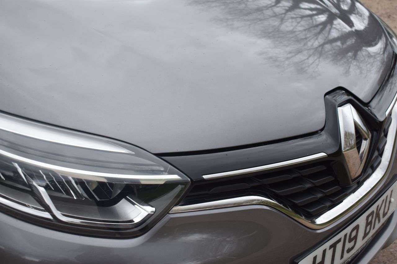 A 2019 RENAULT CAPTUR 1.5 dCi ENERGY GT Line SUV 5dr Diesel Manual Euro 6 (s/s) (90 ps) ***128 AA A 2019 RENAULT CAPTUR 1.5 dCi ENERGY GT Line SUV 5dr Diesel Manual Euro 6 (s/s) (90 ps) ***128 AA