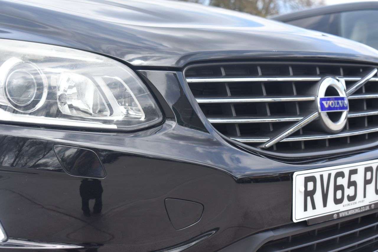 A 2015 VOLVO XC60 2.4 D5 SE Lux Nav SUV 5dr Diesel Auto AWD Euro 6 (s/s) (220 ps) ***128 AA C A 2015 VOLVO XC60 2.4 D5 SE Lux Nav SUV 5dr Diesel Auto AWD Euro 6 (s/s) (220 ps) ***128 AA C