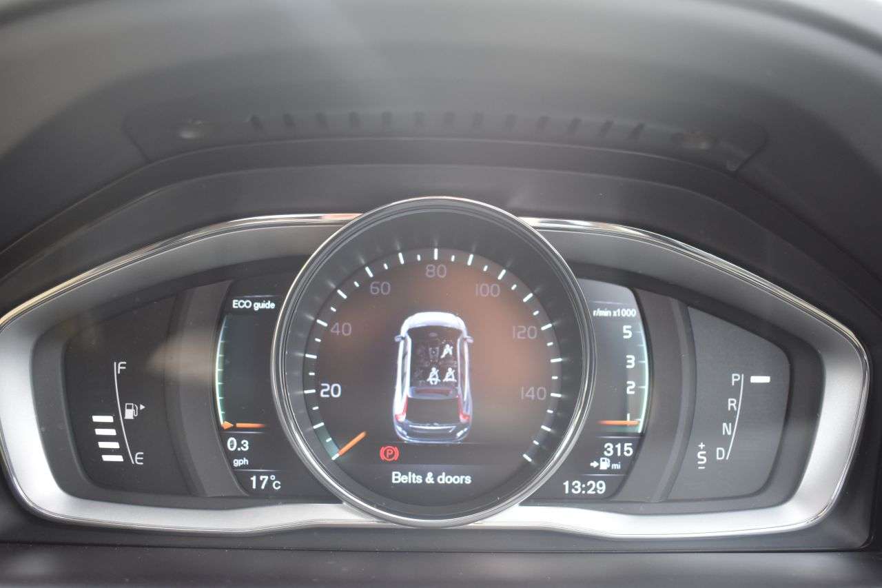 2015 VOLVO XC60 2015 VOLVO XC60