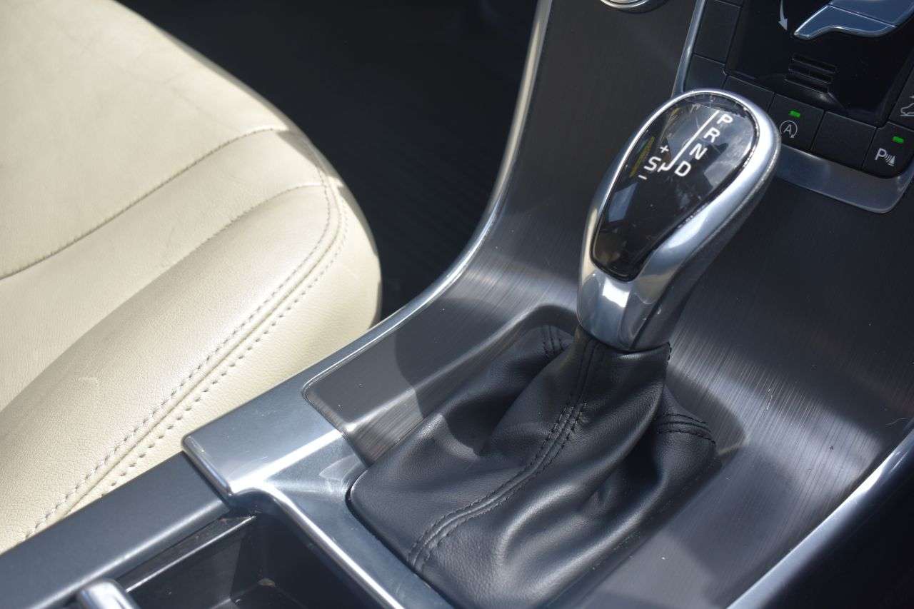 2015 VOLVO XC60 2015 VOLVO XC60