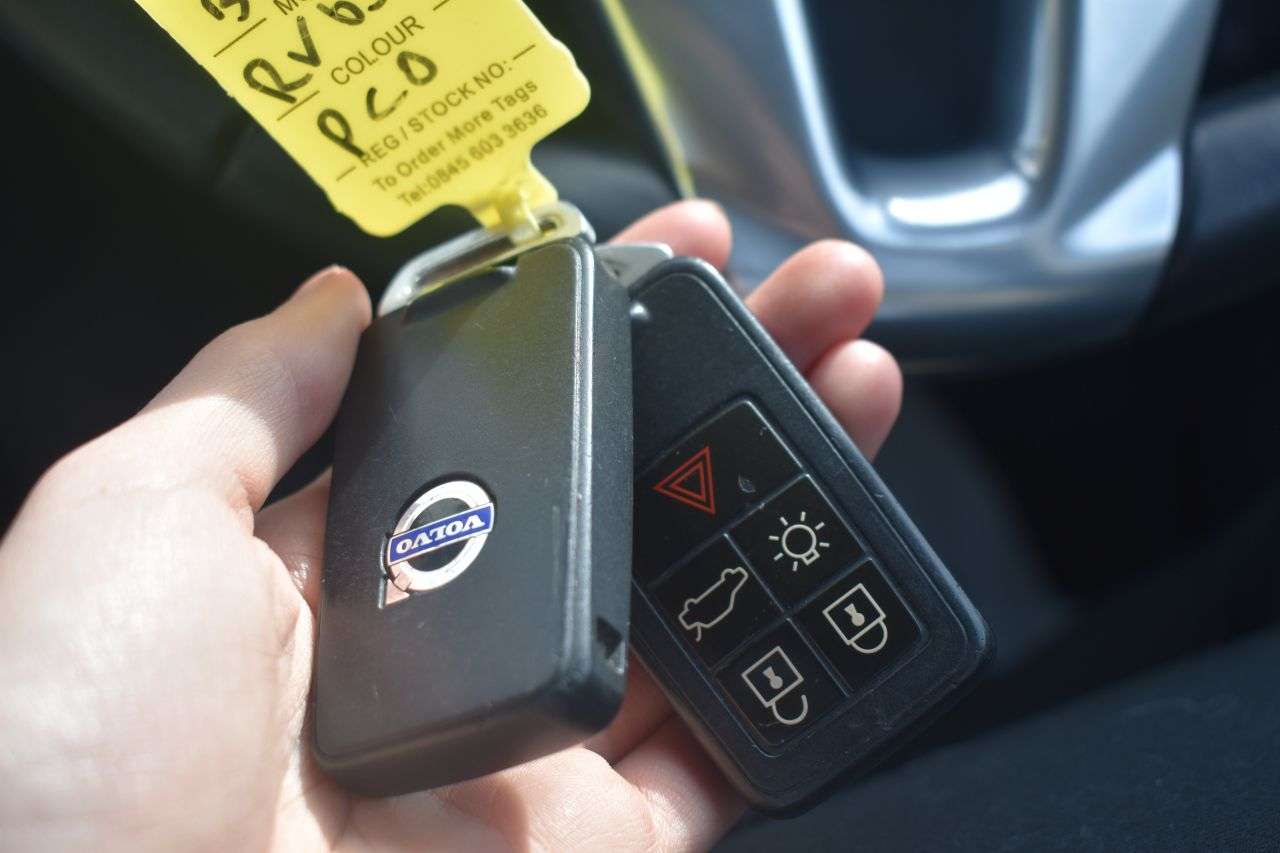 2015 VOLVO XC60 2015 VOLVO XC60