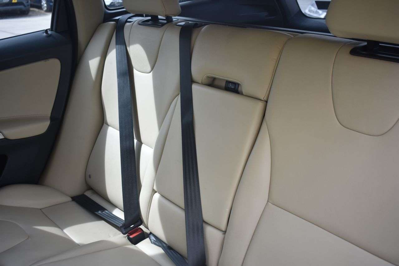 2015 VOLVO XC60 2015 VOLVO XC60