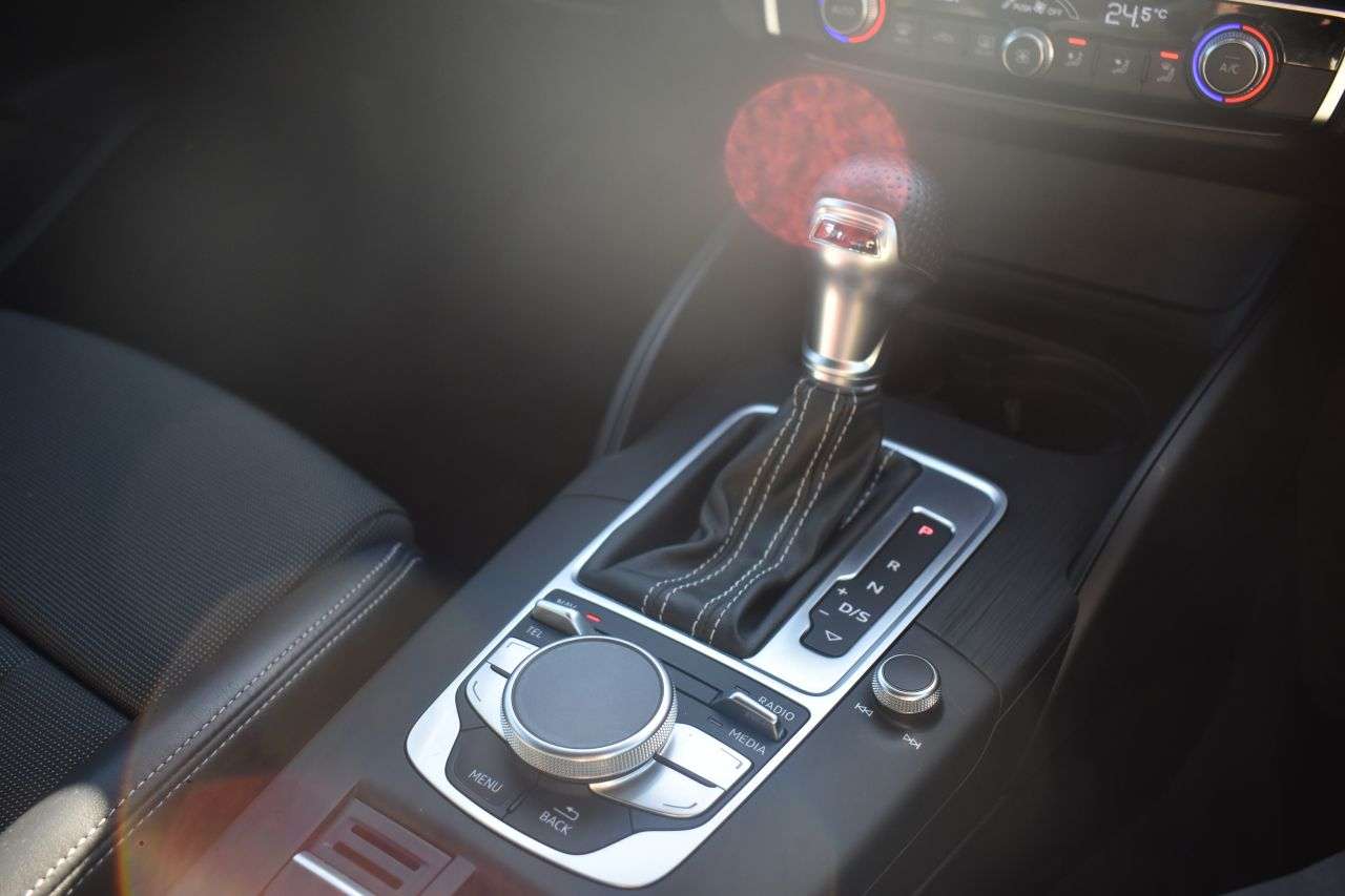 2016 AUDI A3 2016 AUDI A3