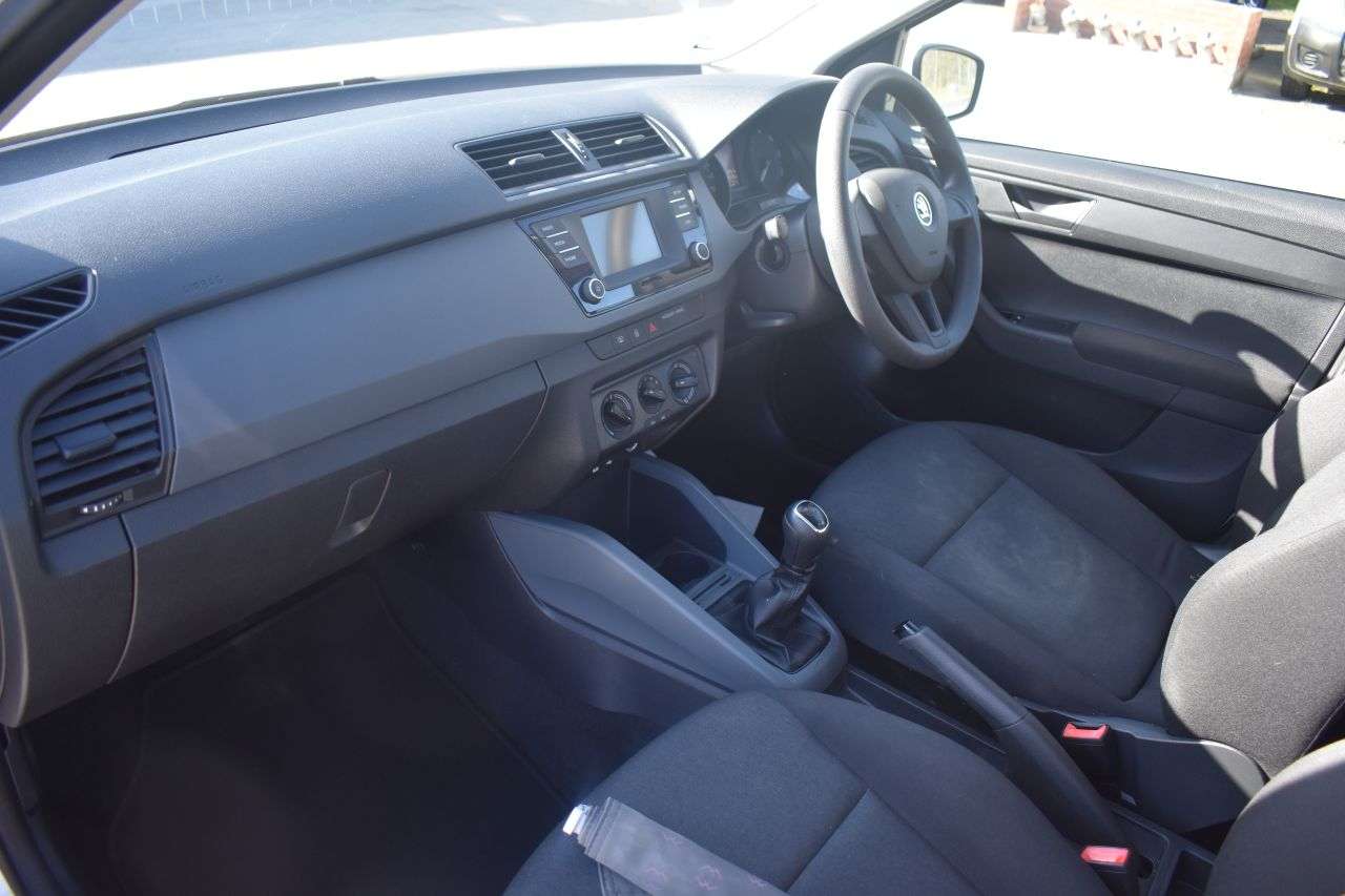 2017 SKODA FABIA 2017 SKODA FABIA