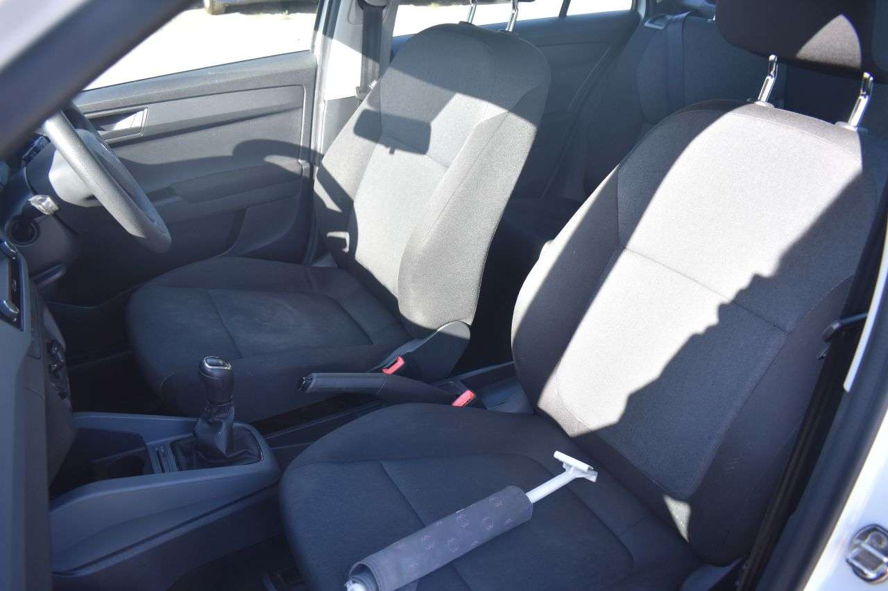 2017 SKODA FABIA 2017 SKODA FABIA