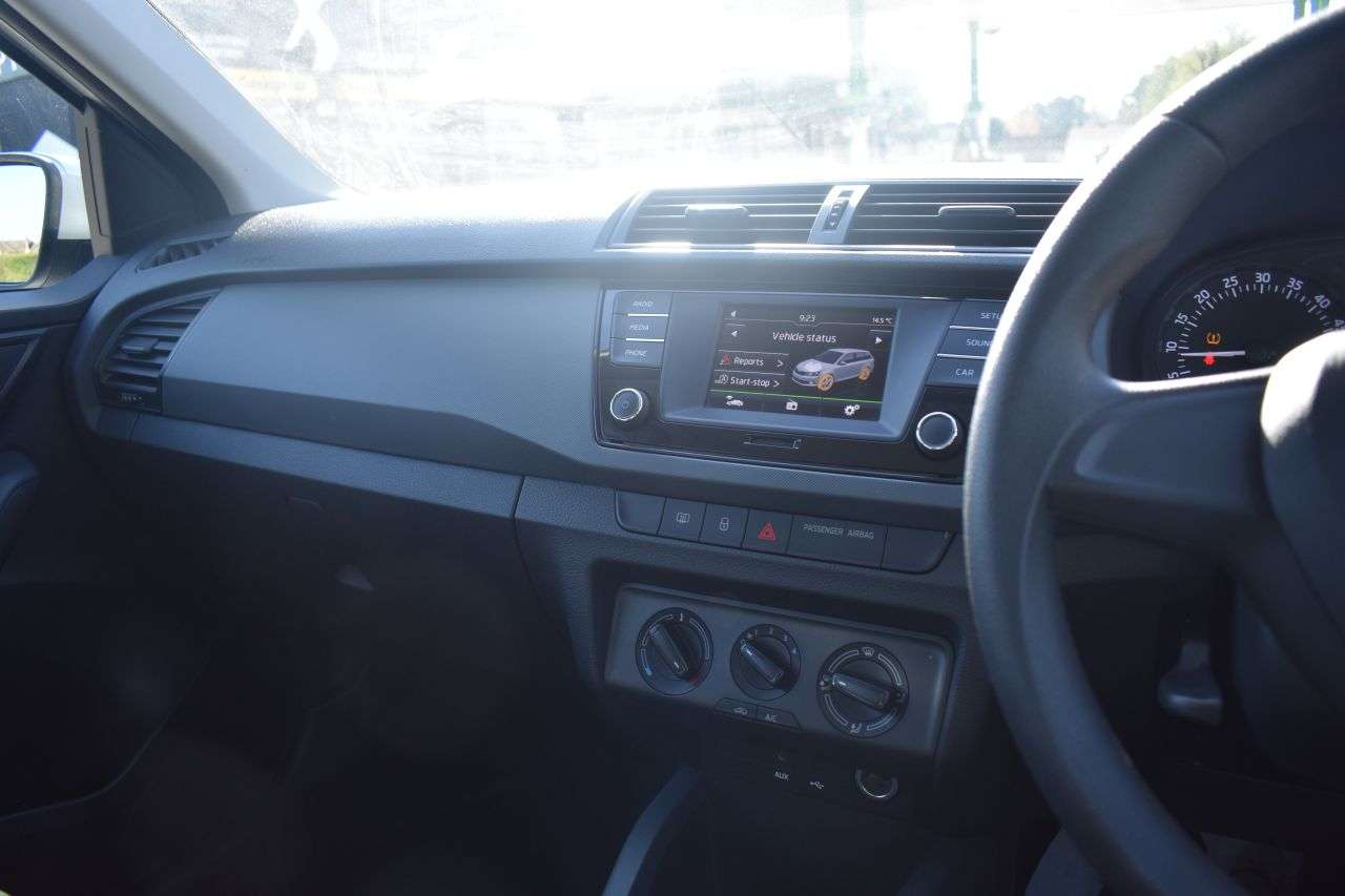 2017 SKODA FABIA 2017 SKODA FABIA