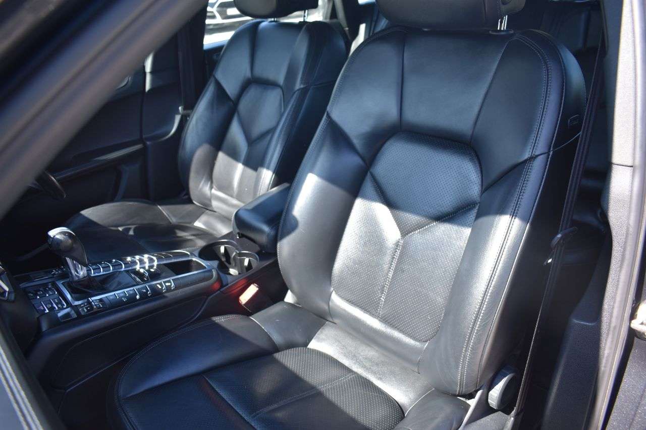 2016 PORSCHE MACAN 2016 PORSCHE MACAN