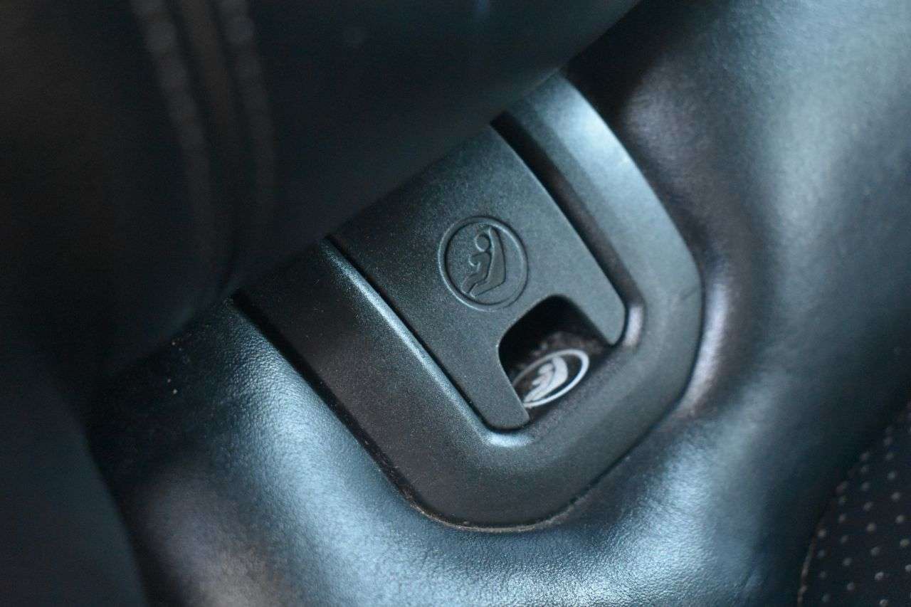 2016 PORSCHE MACAN 2016 PORSCHE MACAN