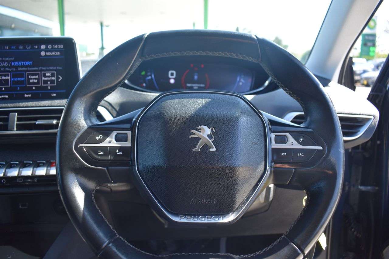 2017 PEUGEOT 3008 2017 PEUGEOT 3008