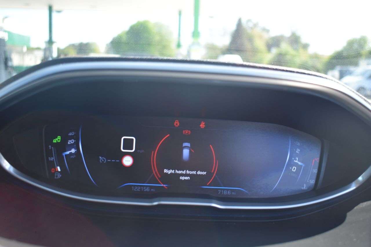 2017 PEUGEOT 3008 2017 PEUGEOT 3008