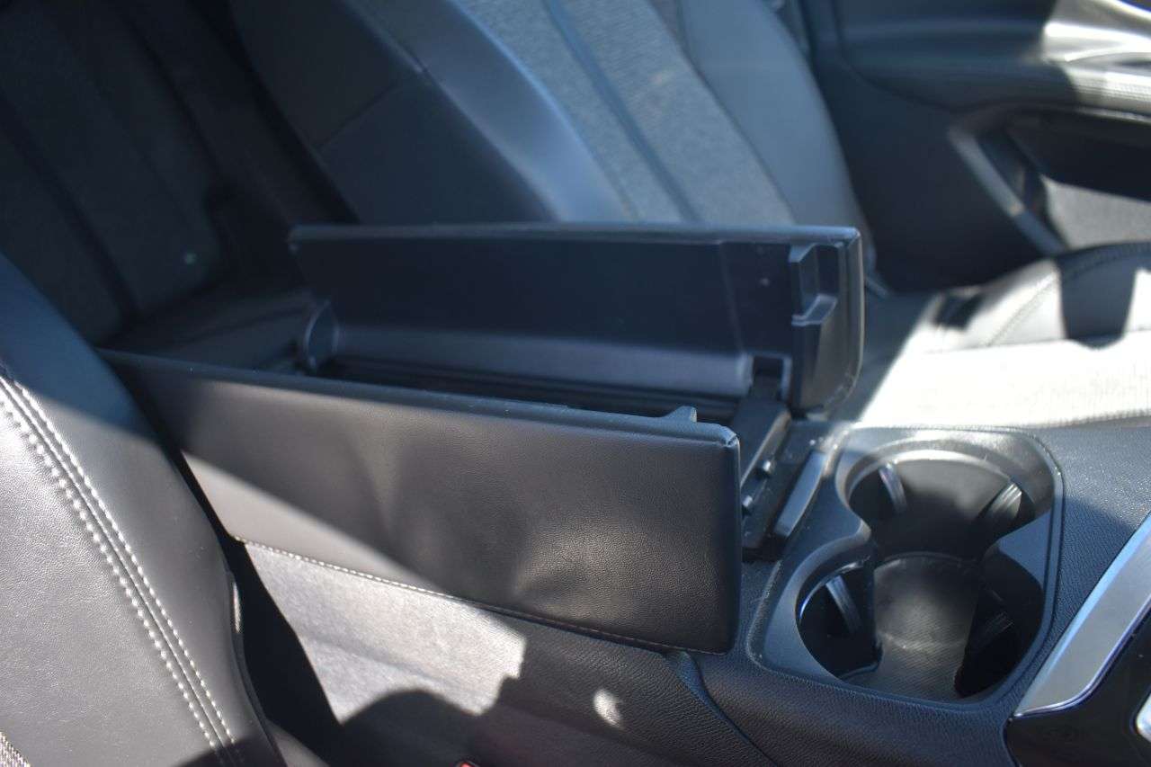 2017 PEUGEOT 3008 2017 PEUGEOT 3008