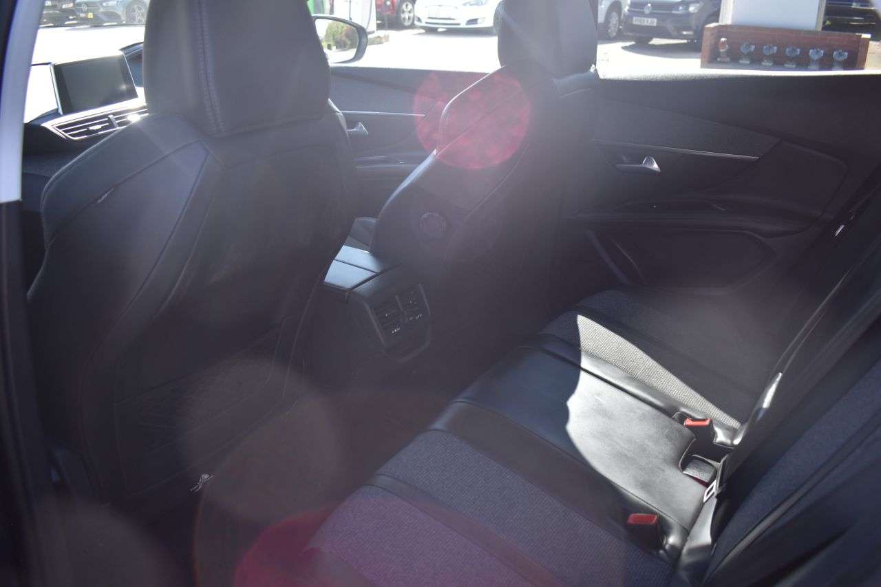 2017 PEUGEOT 3008 2017 PEUGEOT 3008