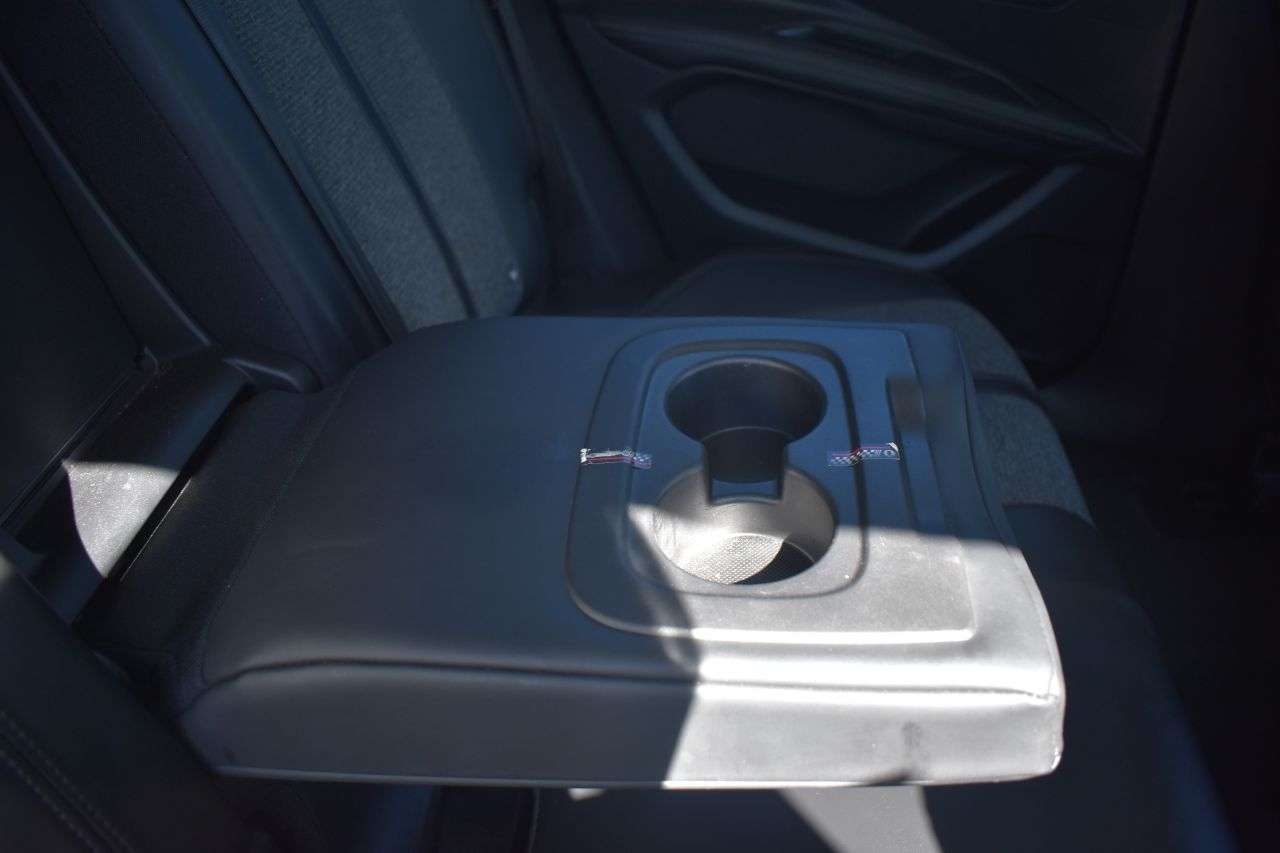 2017 PEUGEOT 3008 2017 PEUGEOT 3008