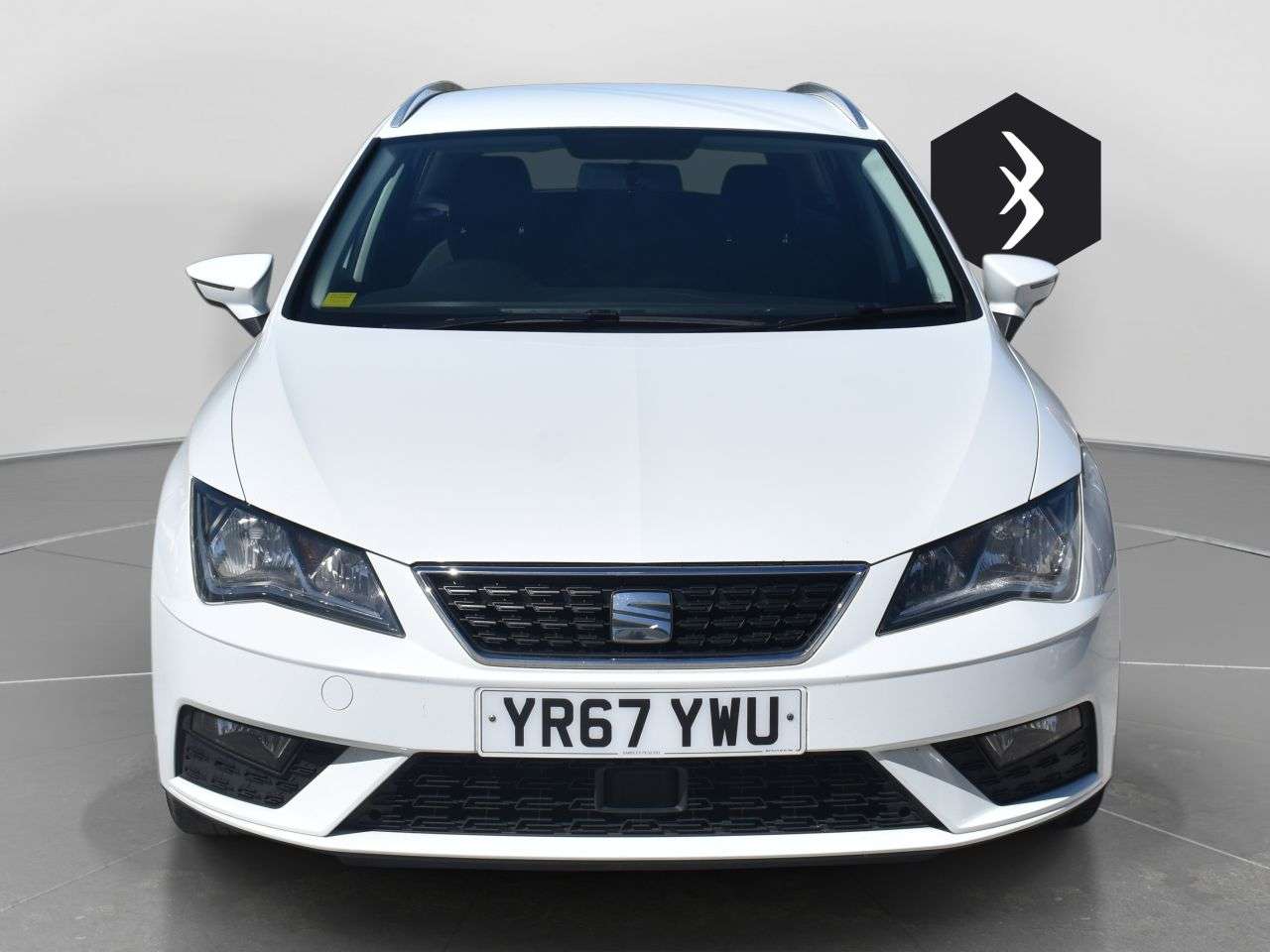 A 2017 SEAT LEON 1.6 TDI SE Technology ST 5dr Diesel Manual Euro 6 (s/s) (115 ps) ***128 AA A 2017 SEAT LEON 1.6 TDI SE Technology ST 5dr Diesel Manual Euro 6 (s/s) (115 ps) ***128 AA