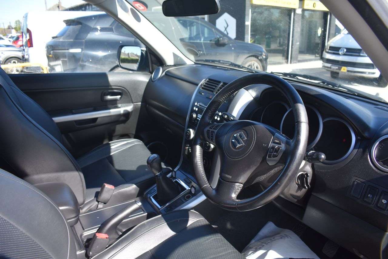 2013 SUZUKI GRAND VITARA 2013 SUZUKI GRAND VITARA