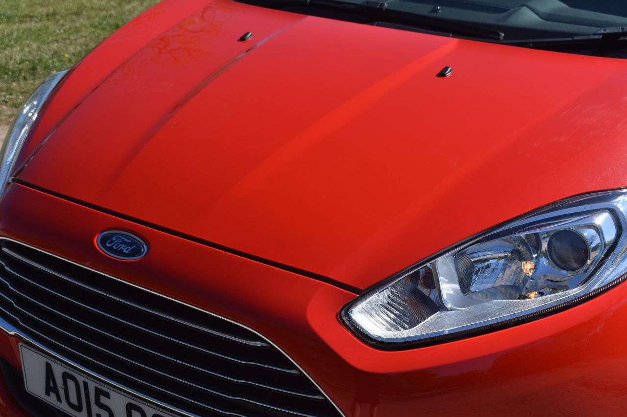 A 2015 FORD FIESTA 1.0T EcoBoost Zetec Hatchback 5dr Petrol Manual Euro 5 (s/s) (100 ps) ***12 A 2015 FORD FIESTA 1.0T EcoBoost Zetec Hatchback 5dr Petrol Manual Euro 5 (s/s) (100 ps) ***12