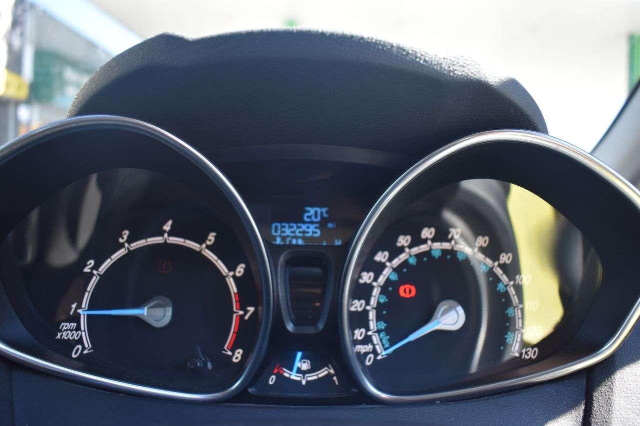 2015 FORD FIESTA 2015 FORD FIESTA