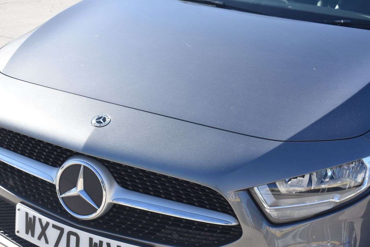 A 2020 MERCEDES-BENZ A-CLASS 1.5 A180d SE Hatchback 5dr Diesel 7G-DCT Euro 6 (s/s) (116 ps) A 2020 MERCEDES-BENZ A-CLASS 1.5 A180d SE Hatchback 5dr Diesel 7G-DCT Euro 6 (s/s) (116 ps)