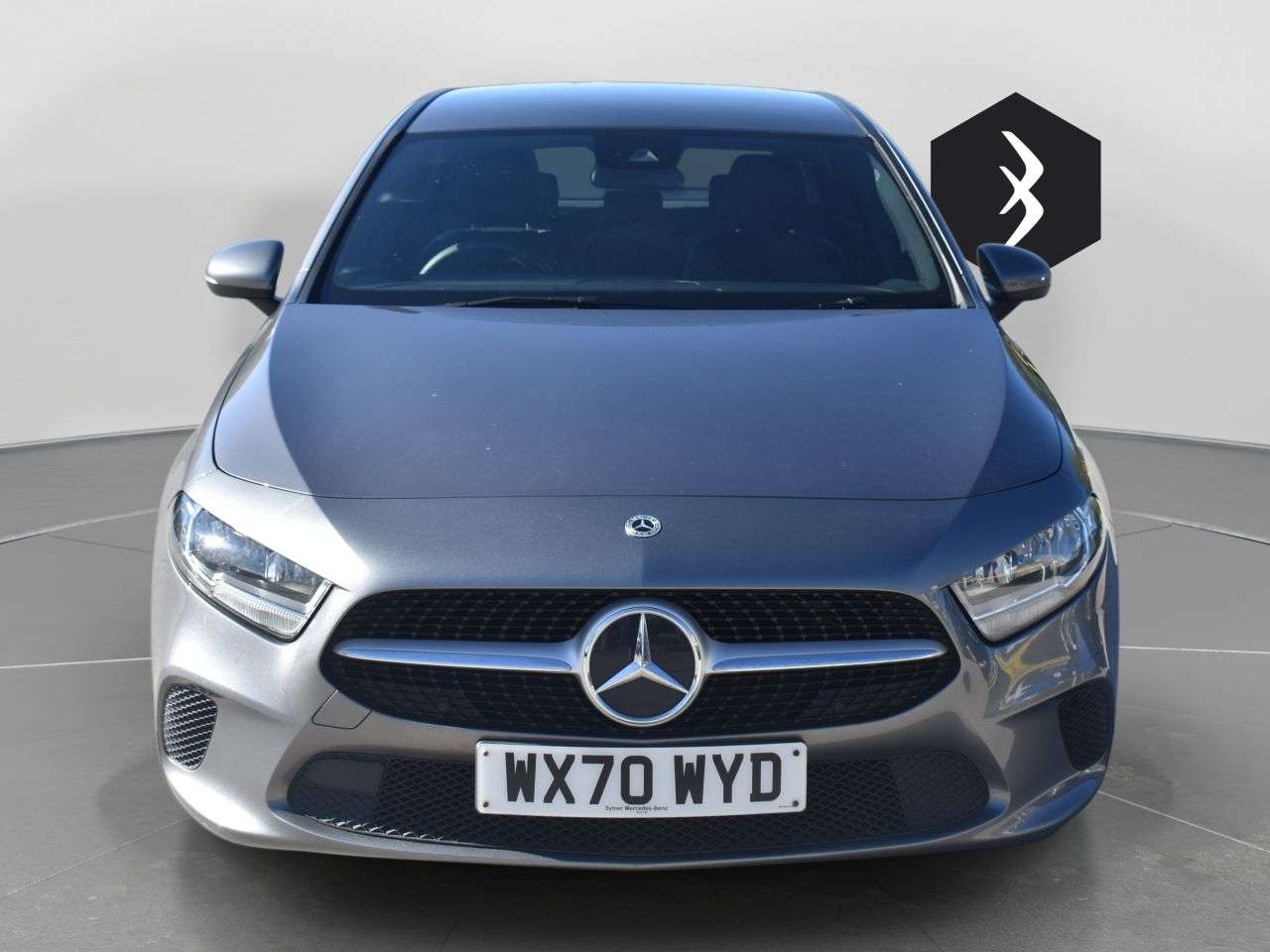 A 2020 MERCEDES-BENZ A-CLASS 1.5 A180d SE Hatchback 5dr Diesel 7G-DCT Euro 6 (s/s) (116 ps) A 2020 MERCEDES-BENZ A-CLASS 1.5 A180d SE Hatchback 5dr Diesel 7G-DCT Euro 6 (s/s) (116 ps)