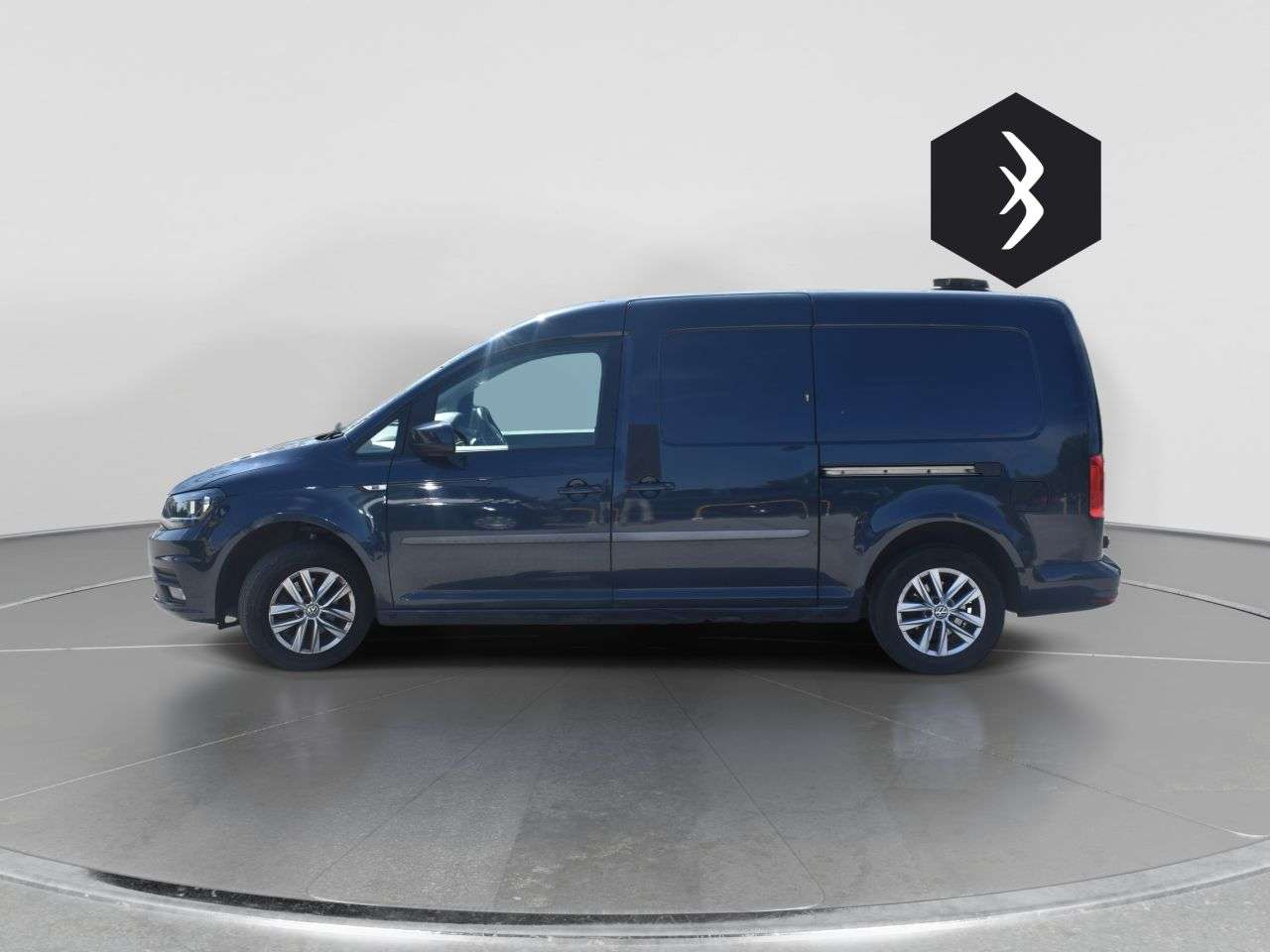 A 2019 VOLKSWAGEN CADDY MAXI 2.0 TDI C20 Highline Panel Van 6dr Diesel DSG LWB Euro 6 (s/s) (102 ps) *** A 2019 VOLKSWAGEN CADDY MAXI 2.0 TDI C20 Highline Panel Van 6dr Diesel DSG LWB Euro 6 (s/s) (102 ps) ***