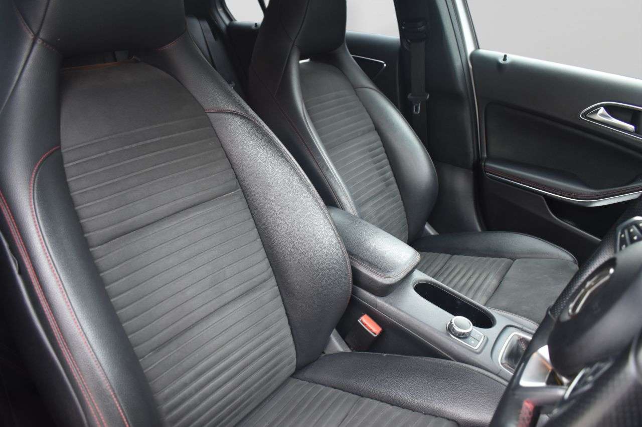 2017 MERCEDES-BENZ A-CLASS 2017 MERCEDES-BENZ A-CLASS