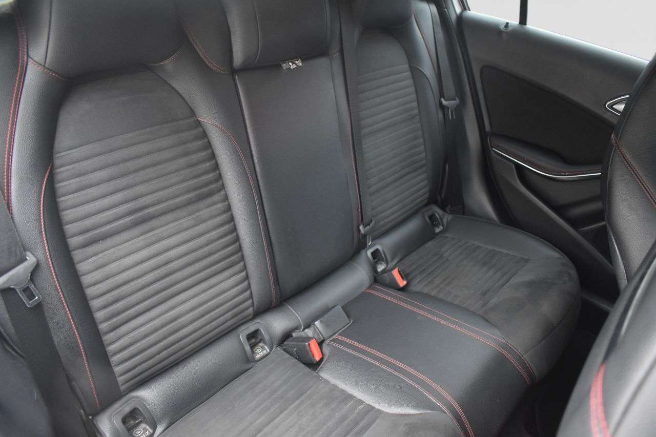 2017 MERCEDES-BENZ A-CLASS 2017 MERCEDES-BENZ A-CLASS