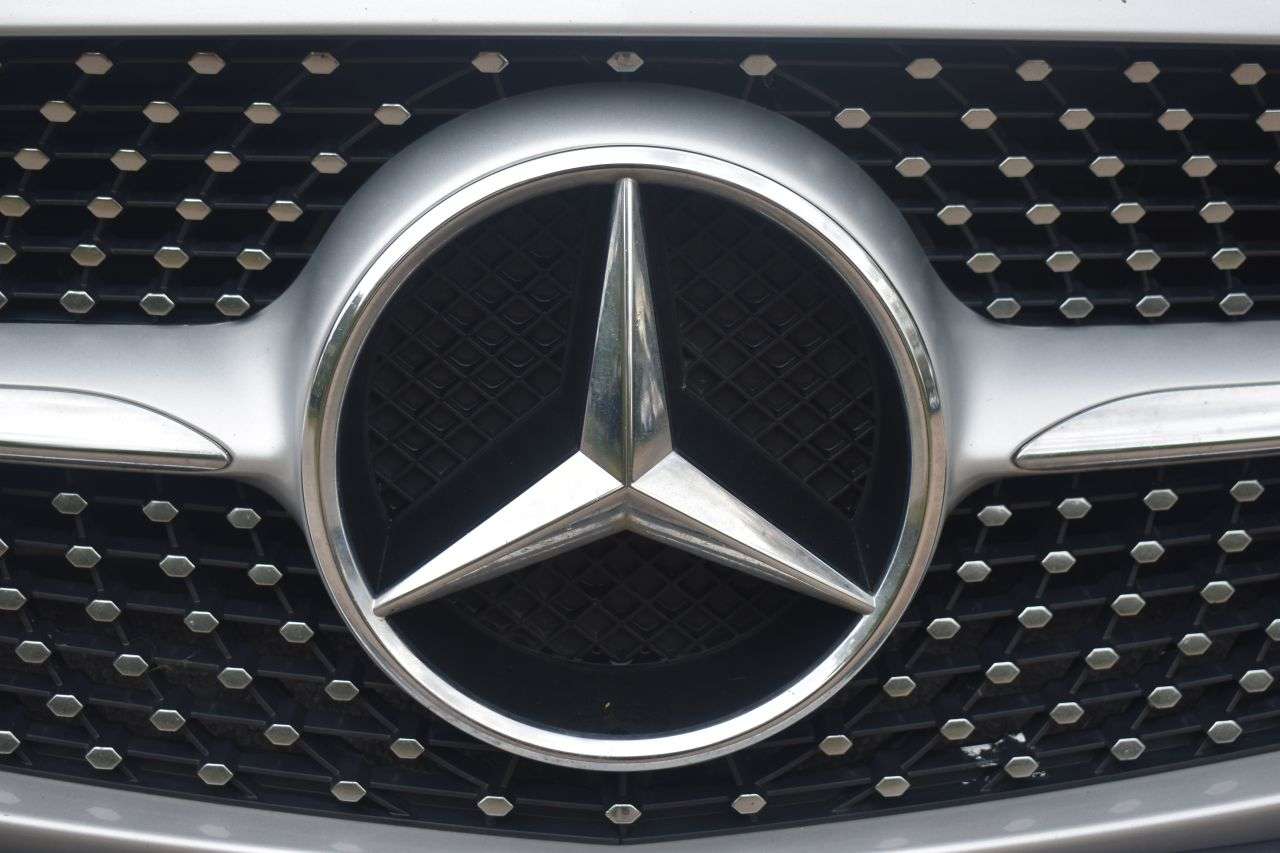 A 2017 MERCEDES-BENZ A-CLASS 1.5 A180d AMG Line Hatchback 5dr Diesel Manual Euro 6 (s/s) (109 ps) ***128 A 2017 MERCEDES-BENZ A-CLASS 1.5 A180d AMG Line Hatchback 5dr Diesel Manual Euro 6 (s/s) (109 ps) ***128