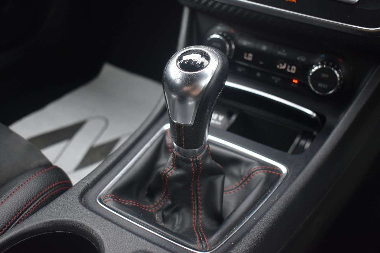 2017 MERCEDES-BENZ A-CLASS 2017 MERCEDES-BENZ A-CLASS