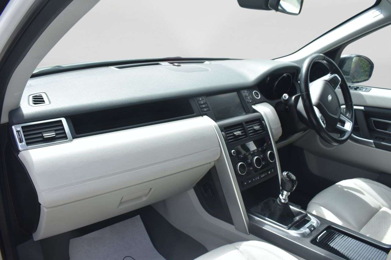 2016 LAND ROVER DISCOVERY SPORT 2016 LAND ROVER DISCOVERY SPORT