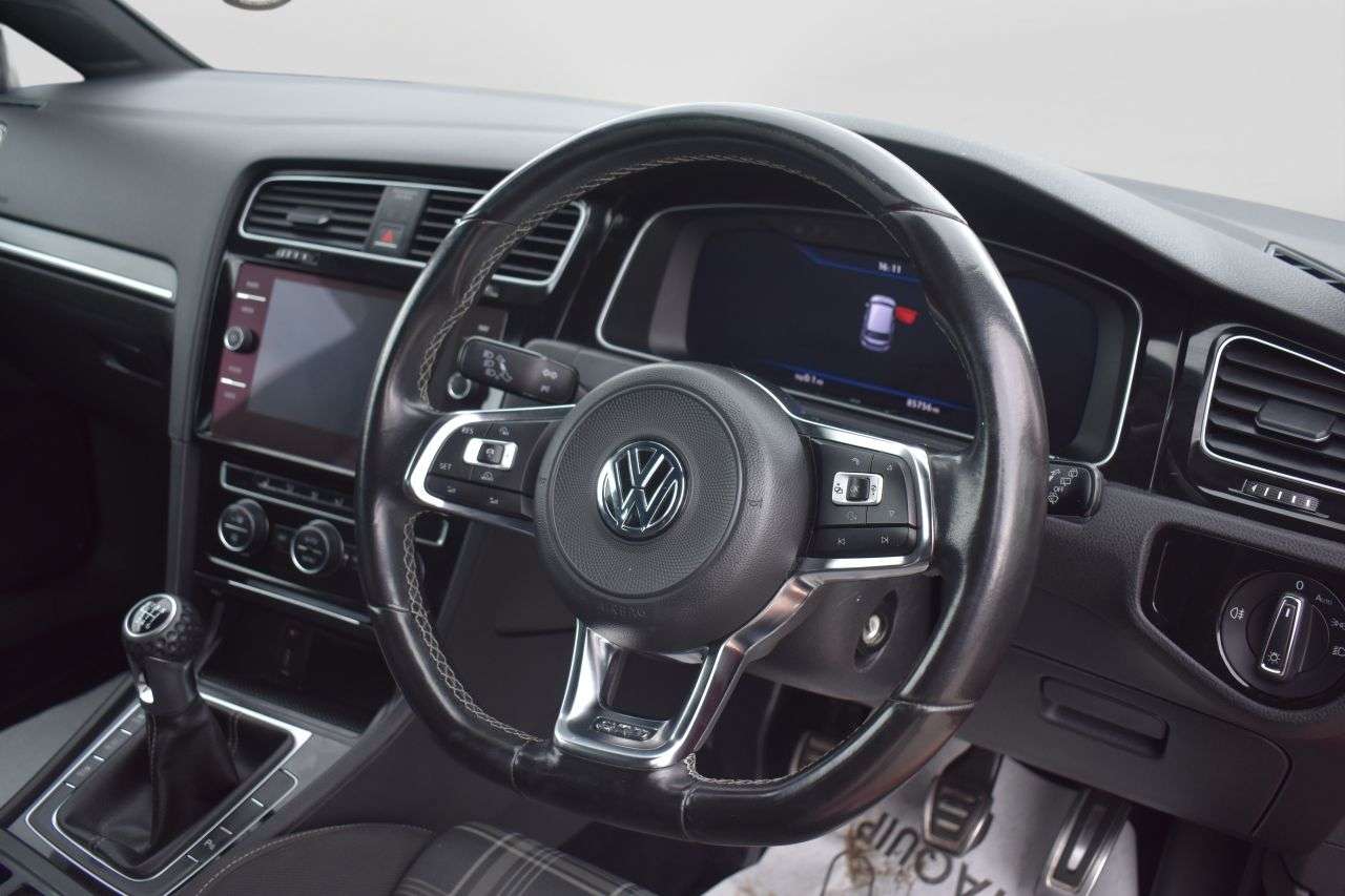 2017 VOLKSWAGEN GOLF 2017 VOLKSWAGEN GOLF