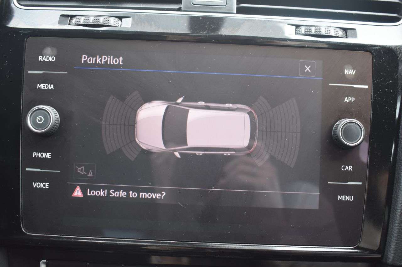 2017 VOLKSWAGEN GOLF 2017 VOLKSWAGEN GOLF