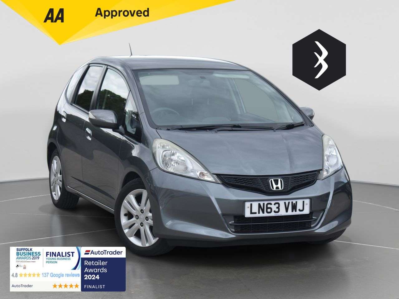 A 2013 HONDA JAZZ 1.4 i-VTEC ES Plus Hatchback 5dr Petrol CVT Euro 5 (99 ps) ***128 AA CHECK A 2013 HONDA JAZZ 1.4 i-VTEC ES Plus Hatchback 5dr Petrol CVT Euro 5 (99 ps) ***128 AA CHECK