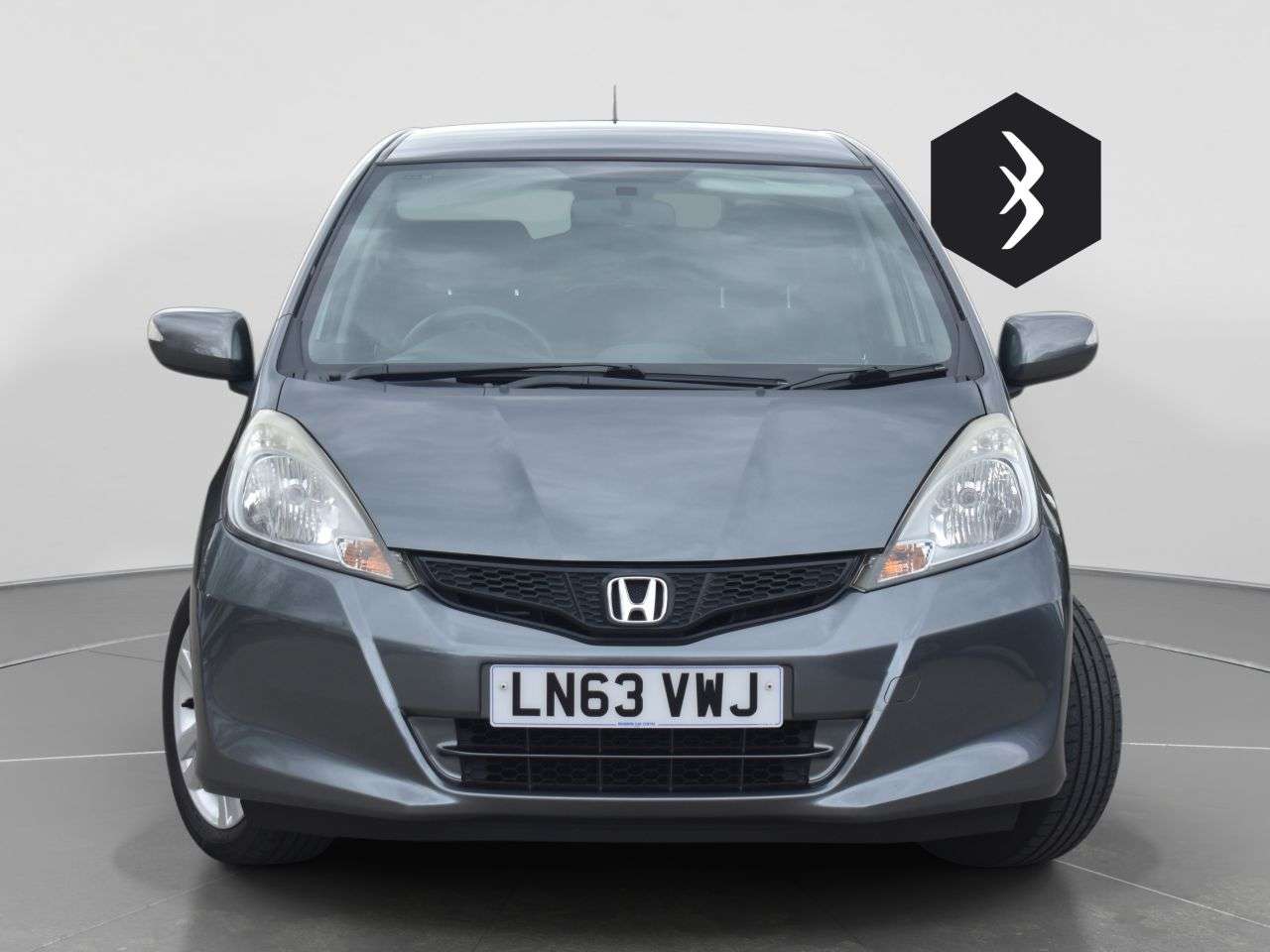A 2013 HONDA JAZZ 1.4 i-VTEC ES Plus Hatchback 5dr Petrol CVT Euro 5 (99 ps) ***128 AA CHECK A 2013 HONDA JAZZ 1.4 i-VTEC ES Plus Hatchback 5dr Petrol CVT Euro 5 (99 ps) ***128 AA CHECK