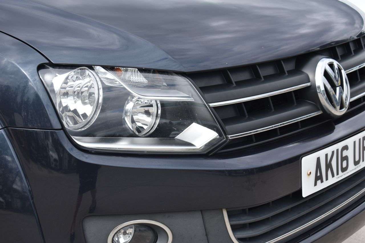 A 2016 VOLKSWAGEN AMAROK 2.0 BiTDI BlueMotion Tech Highline Pickup Double Cab 4dr Diesel Auto 4Motio A 2016 VOLKSWAGEN AMAROK 2.0 BiTDI BlueMotion Tech Highline Pickup Double Cab 4dr Diesel Auto 4Motio