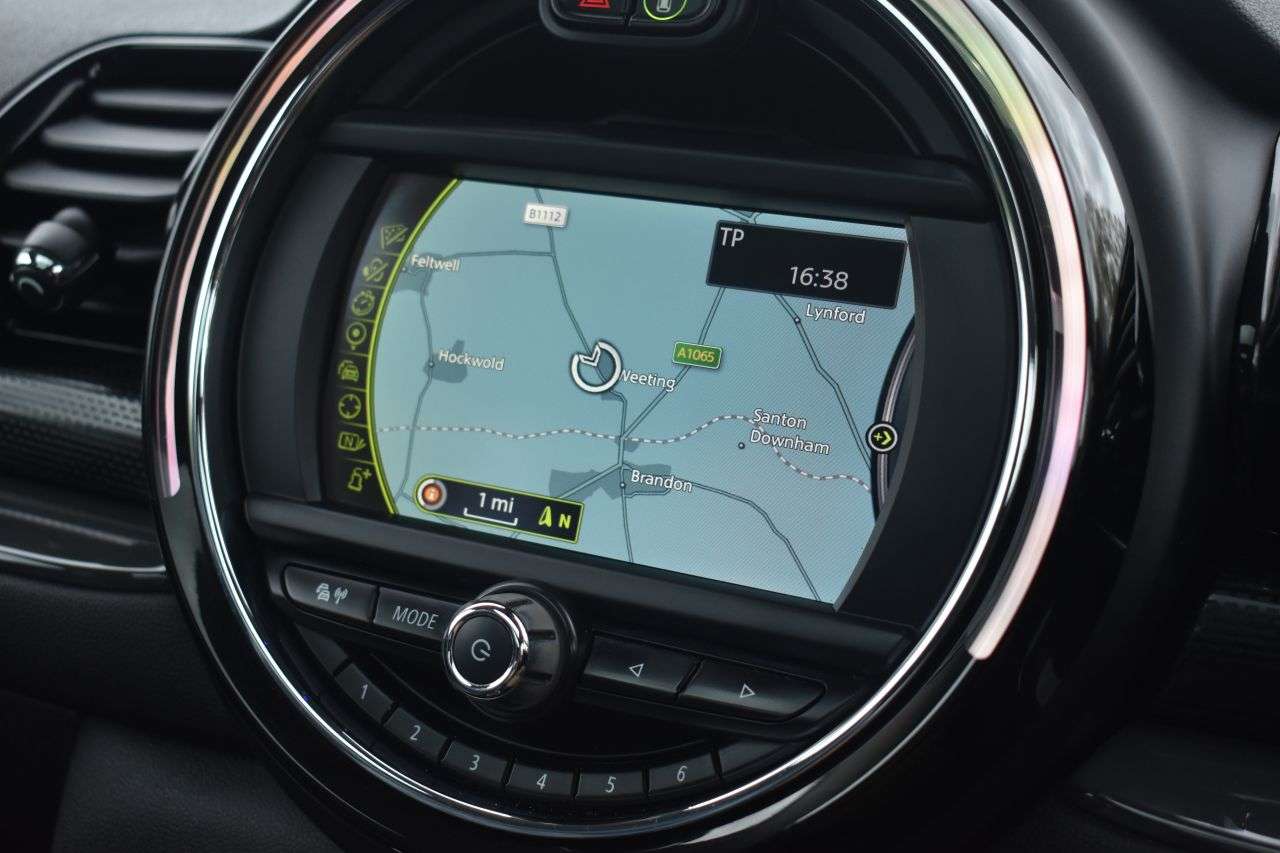2016 MINI CLUBMAN 2016 MINI CLUBMAN