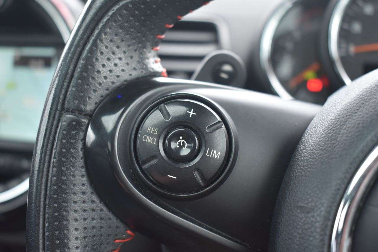 2016 MINI CLUBMAN 2016 MINI CLUBMAN