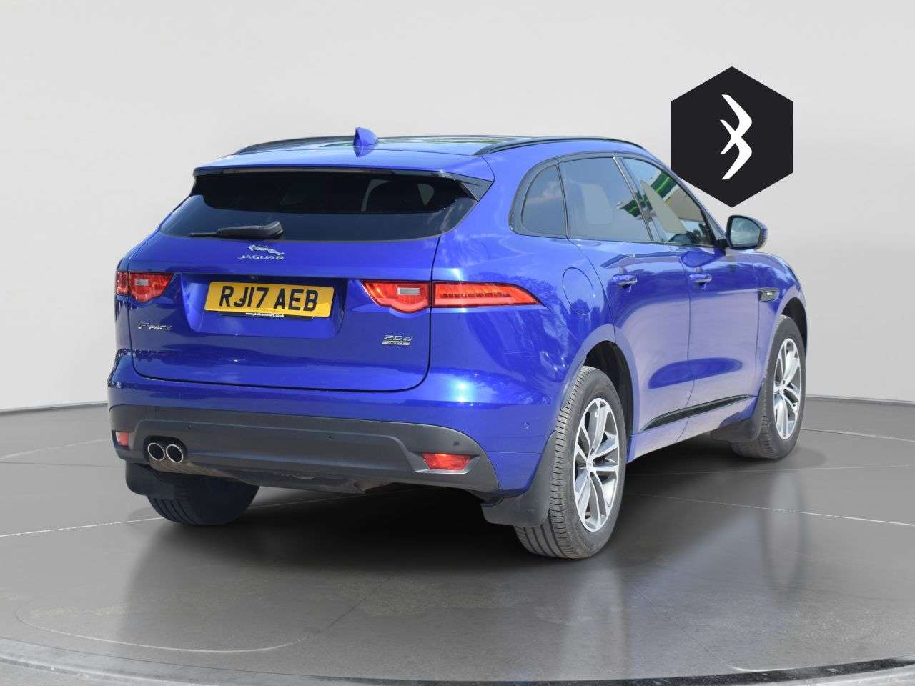 2017 JAGUAR F-PACE 2017 JAGUAR F-PACE