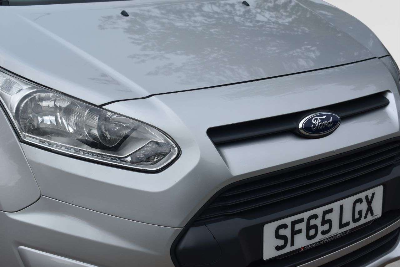 A 2016 FORD TOURNEO CONNECT 1.5 TDCi Zetec MPV 5dr Diesel Manual Euro 6 (100 ps) ***VERY LOW MILEAGE*** A 2016 FORD TOURNEO CONNECT 1.5 TDCi Zetec MPV 5dr Diesel Manual Euro 6 (100 ps) ***VERY LOW MILEAGE***