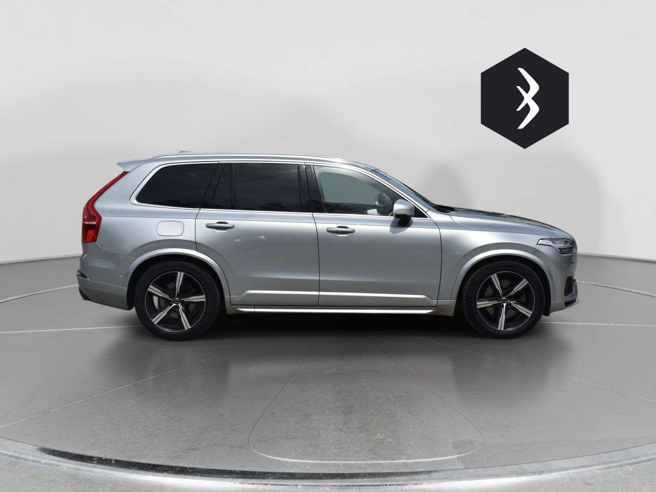 2017 VOLVO XC90 2017 VOLVO XC90