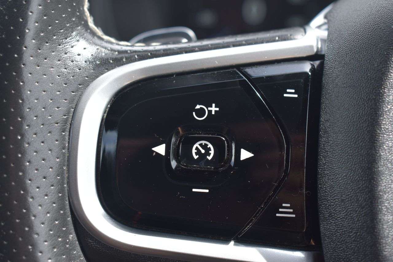 2017 VOLVO XC90 2017 VOLVO XC90