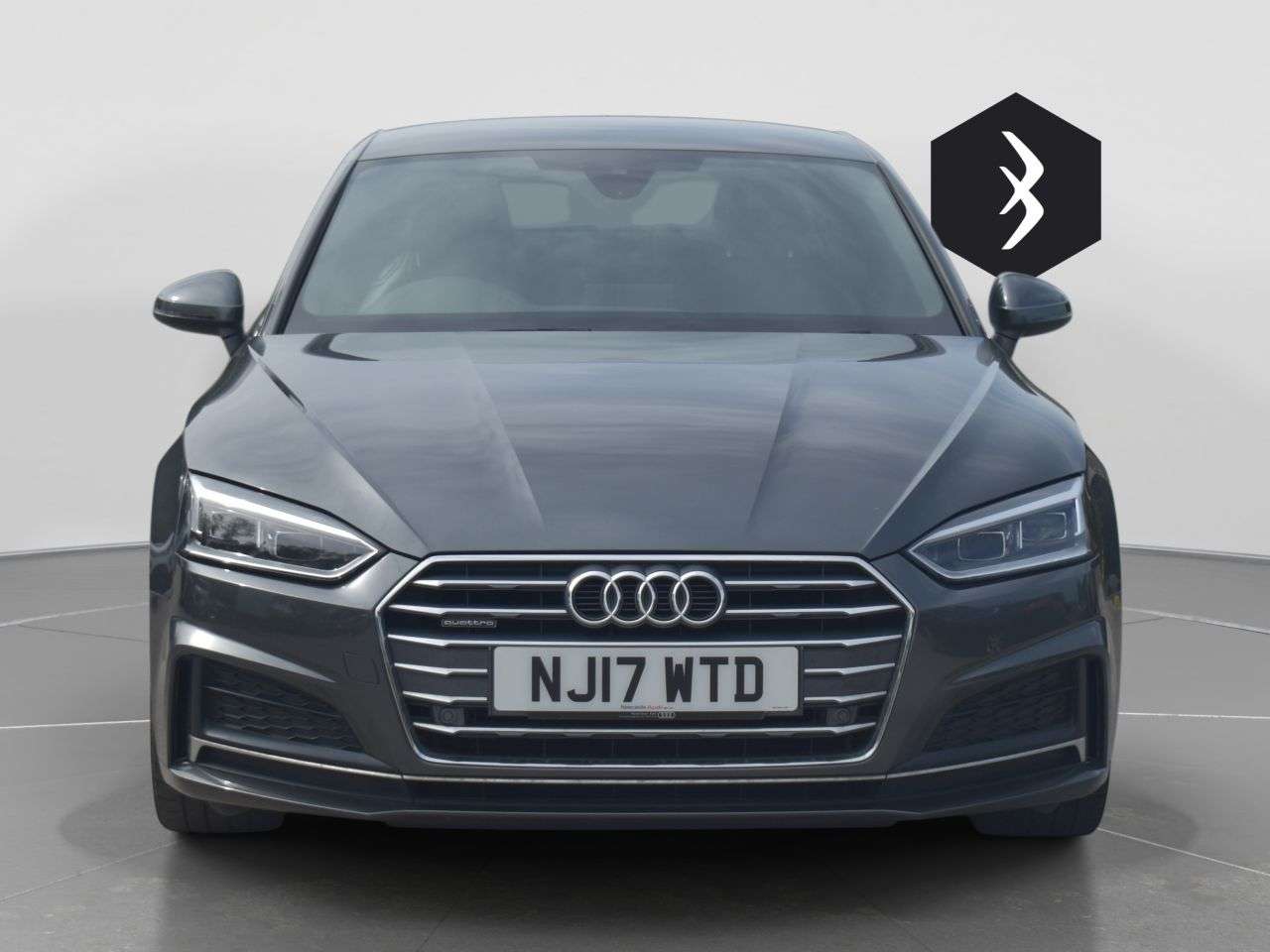 A 2017 AUDI A5 2.0 TDI S line Coupe 2dr Diesel S Tronic quattro Euro 6 (s/s) (190 ps) ***1 A 2017 AUDI A5 2.0 TDI S line Coupe 2dr Diesel S Tronic quattro Euro 6 (s/s) (190 ps) ***1