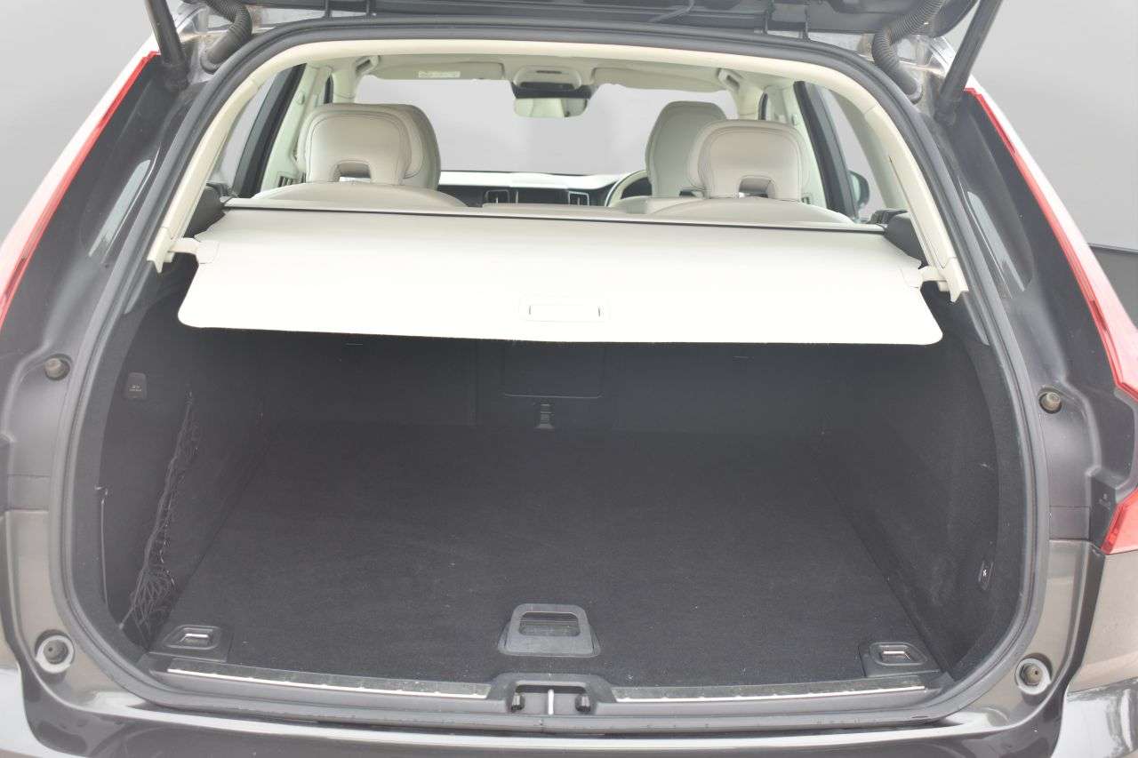 2019 VOLVO XC60 2019 VOLVO XC60
