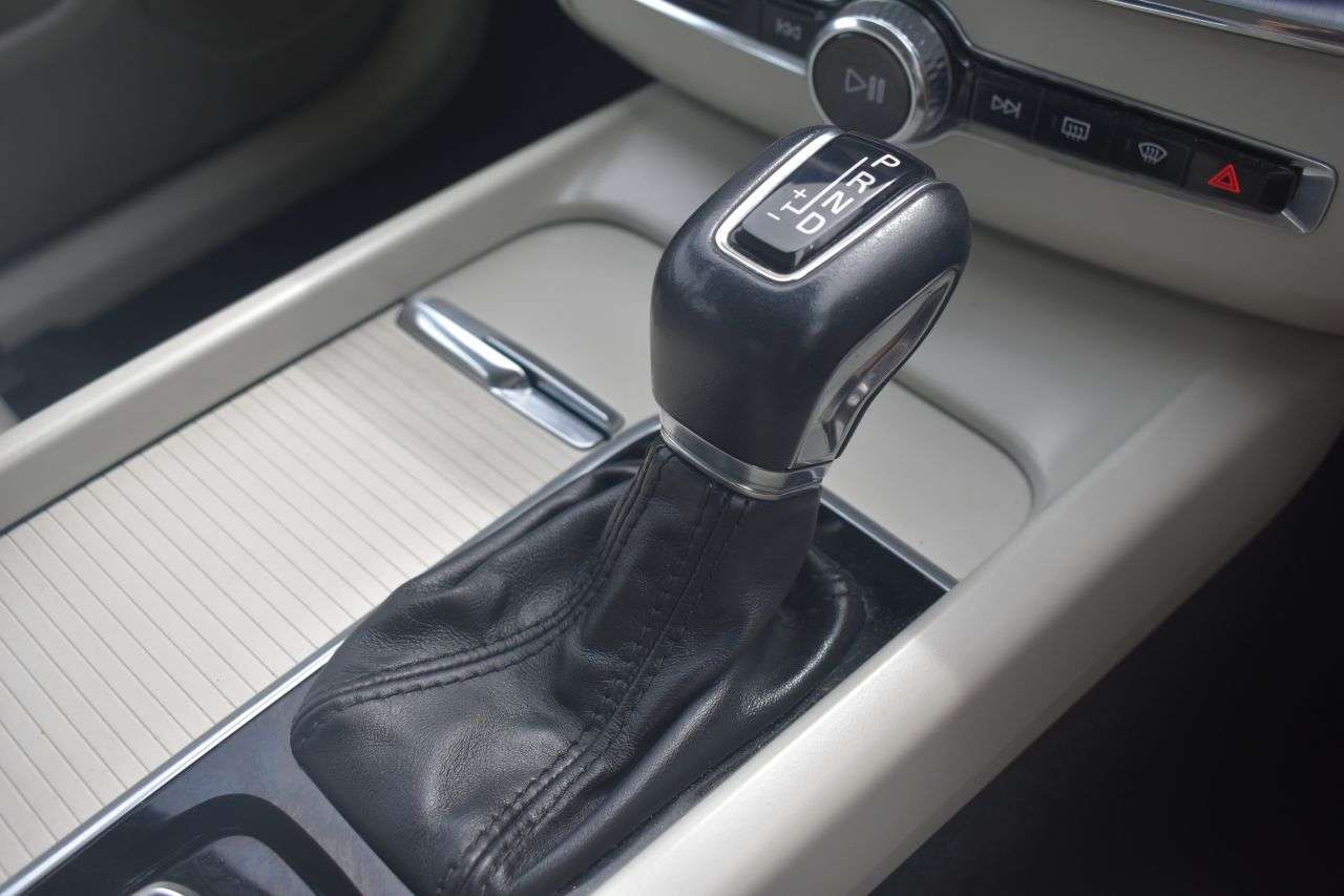2019 VOLVO XC60 2019 VOLVO XC60