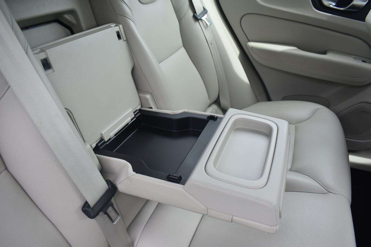 2019 VOLVO XC60 2019 VOLVO XC60