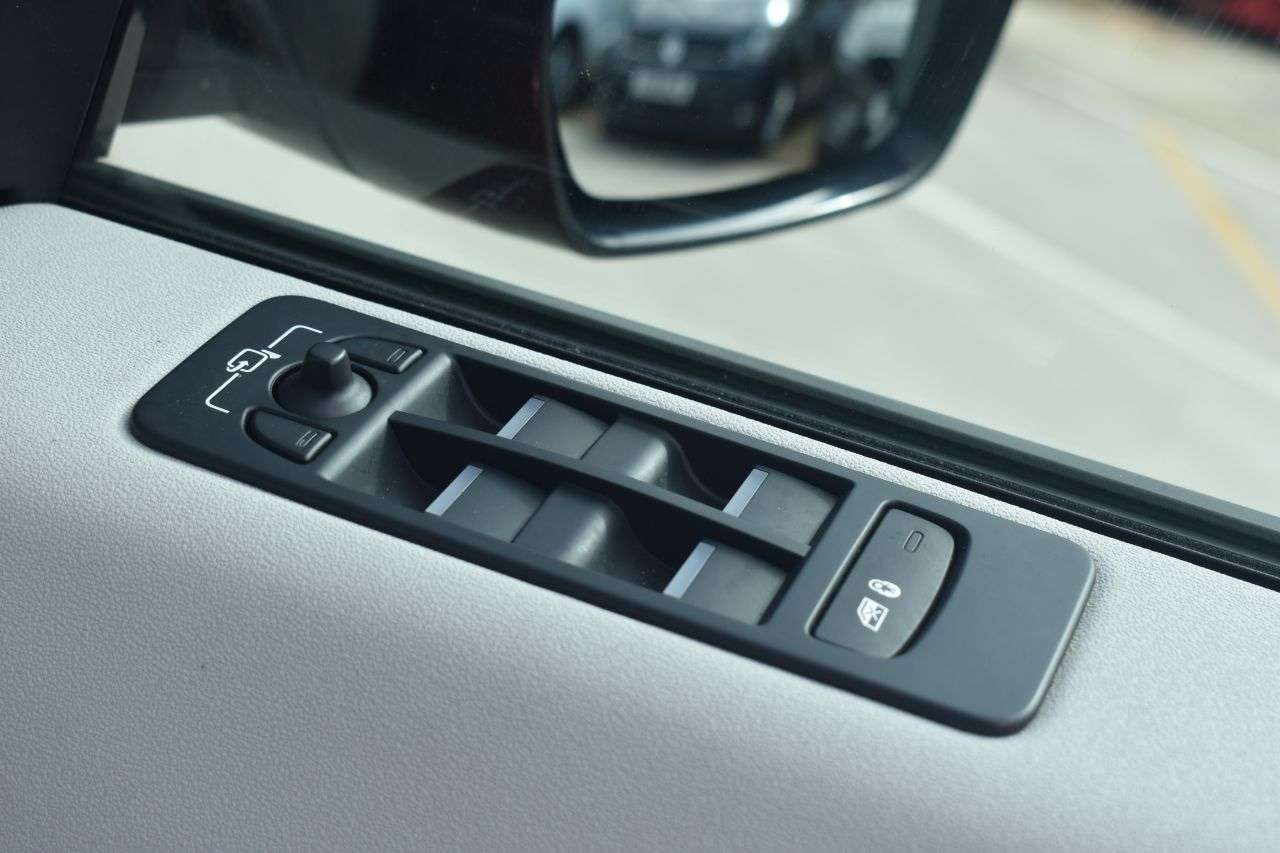 2015 LAND ROVER DISCOVERY SPORT 2015 LAND ROVER DISCOVERY SPORT