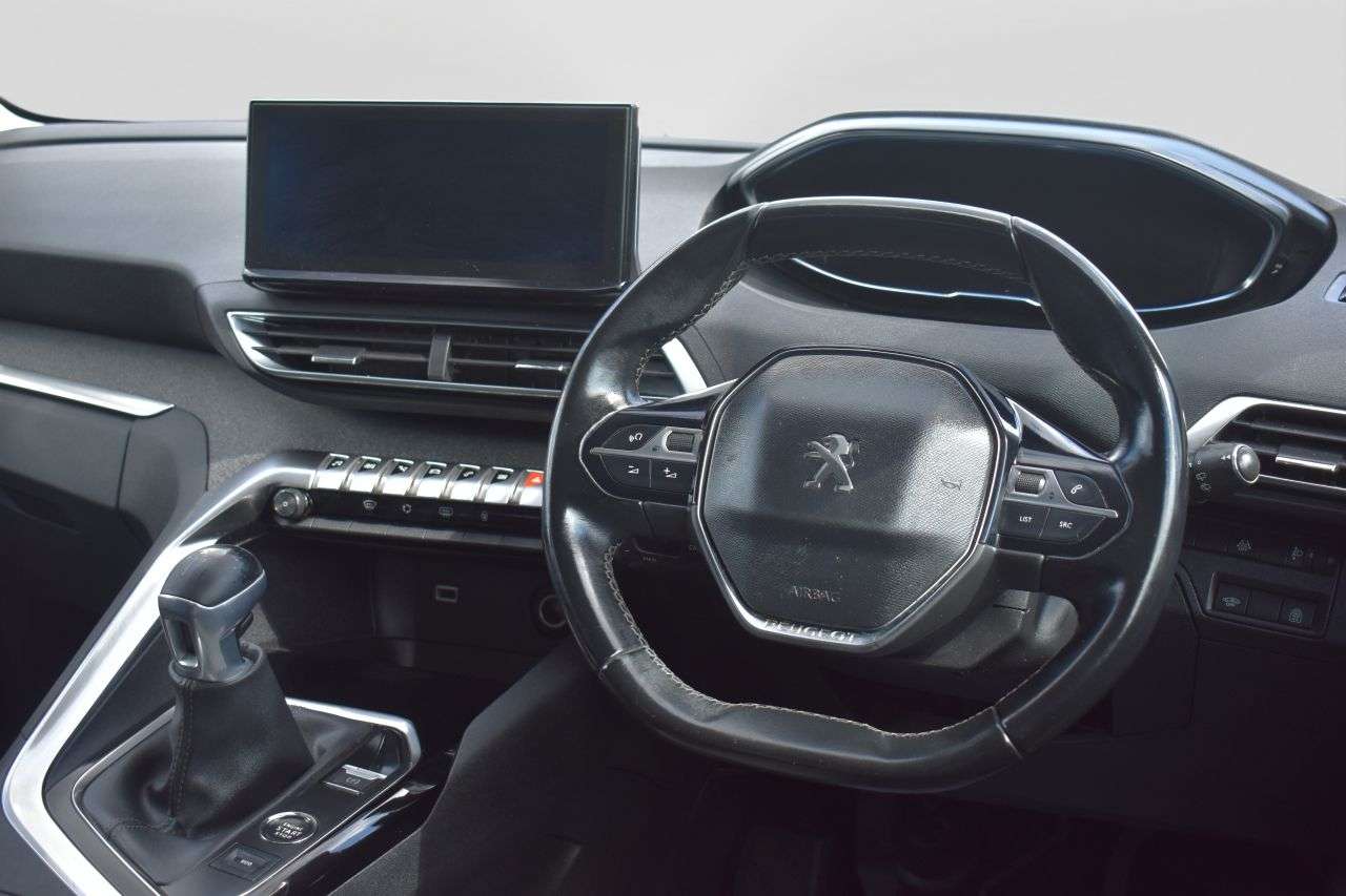 2021 PEUGEOT 3008 2021 PEUGEOT 3008