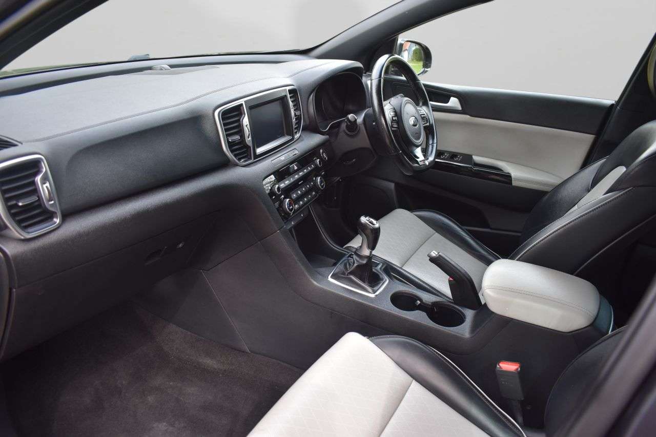 2017 KIA SPORTAGE 2017 KIA SPORTAGE